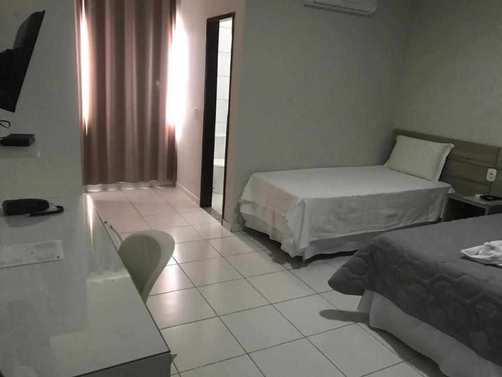 Hotel Sabrina Guanambi Bagian luar foto