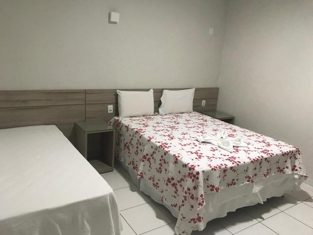 Hotel Sabrina Guanambi Bagian luar foto