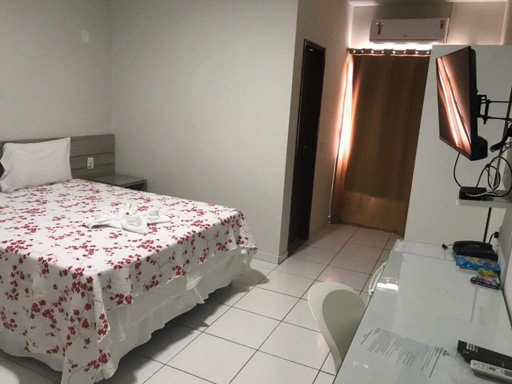 Hotel Sabrina Guanambi Bagian luar foto